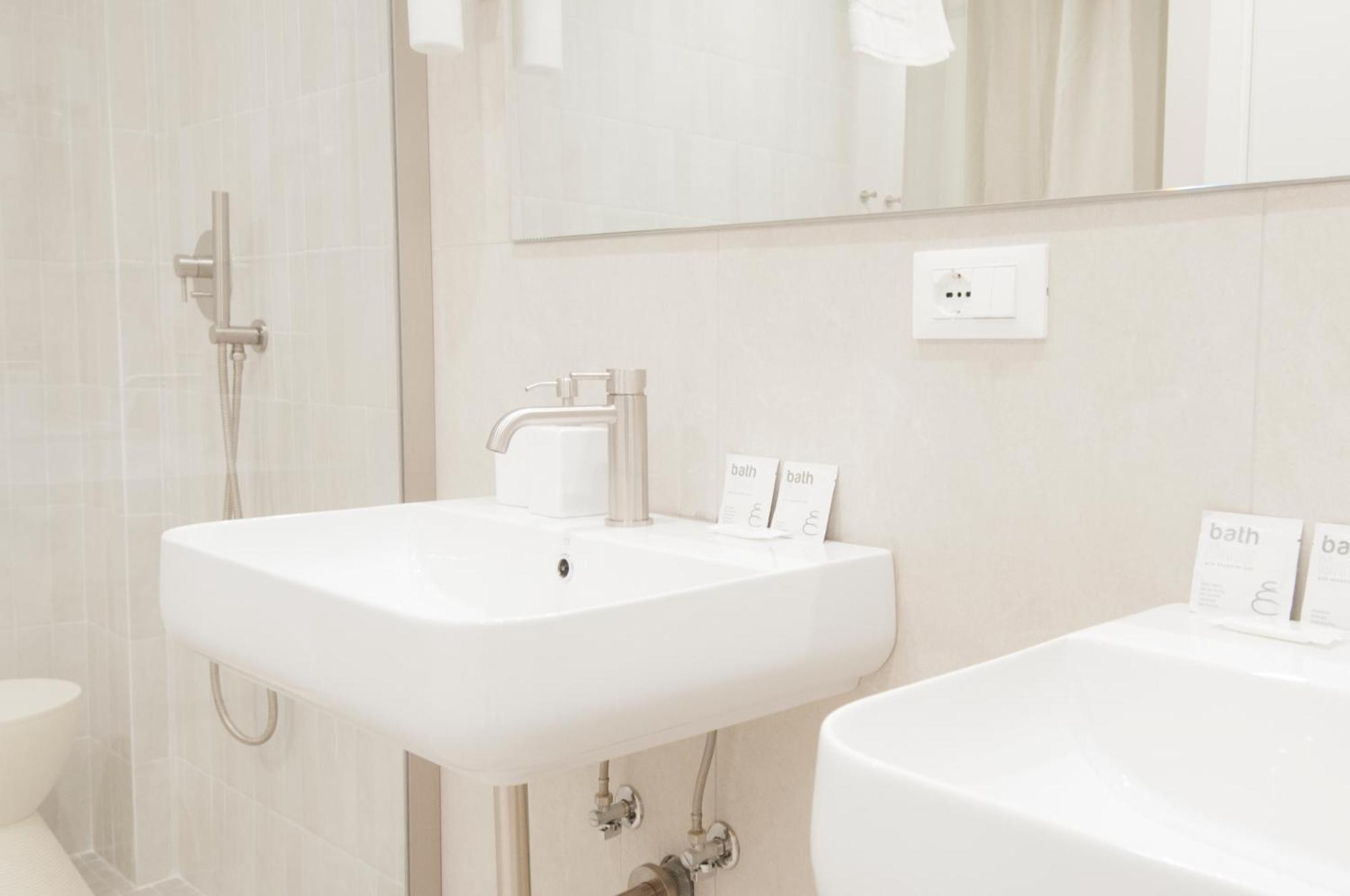 Brezza - Saffi Design Apartments - Ambrogiohost Bolonya Dış mekan fotoğraf
